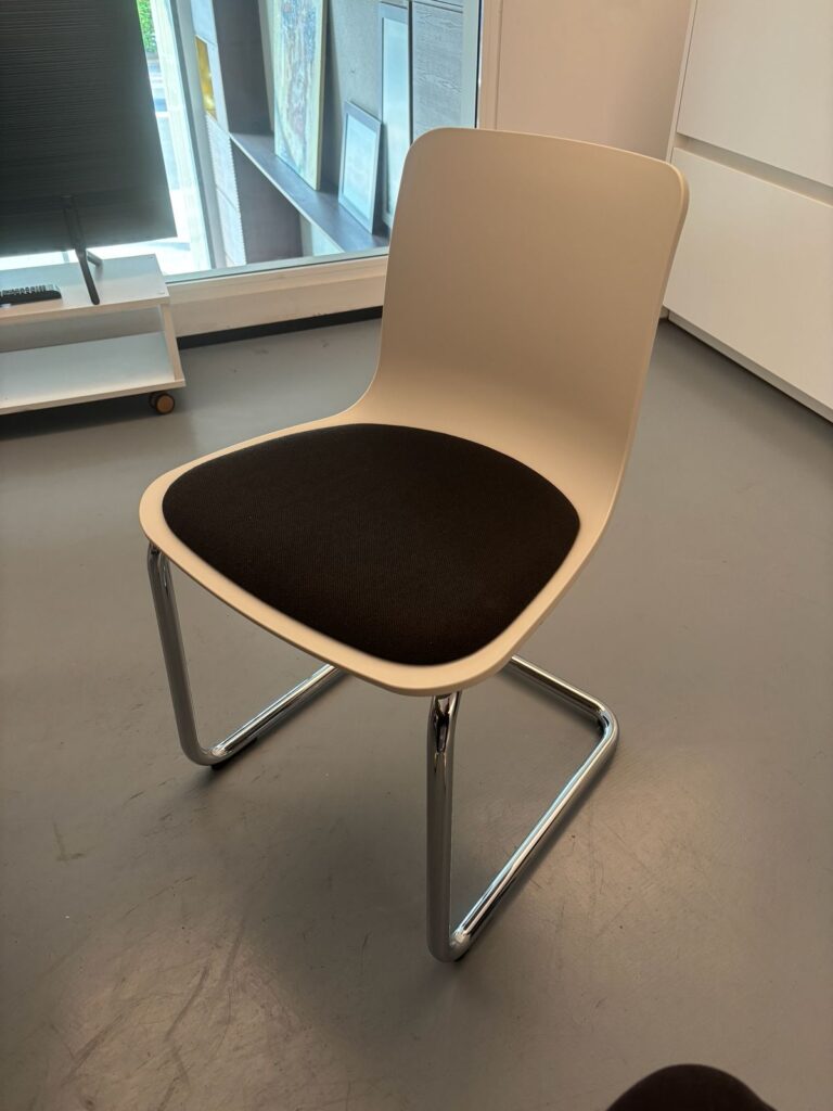 SILLA HAL CANTILEVER VITRA